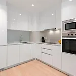 Modern Oasis 1Br With Rooftop Pools & Parking
